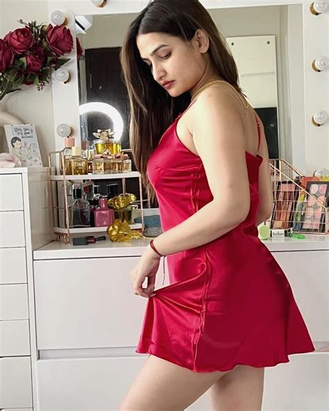sassy poonam mms leaked